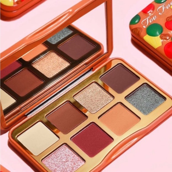 Too Faced Other - Too Faced Forbidden Fruitcake Eye Shadow Palette